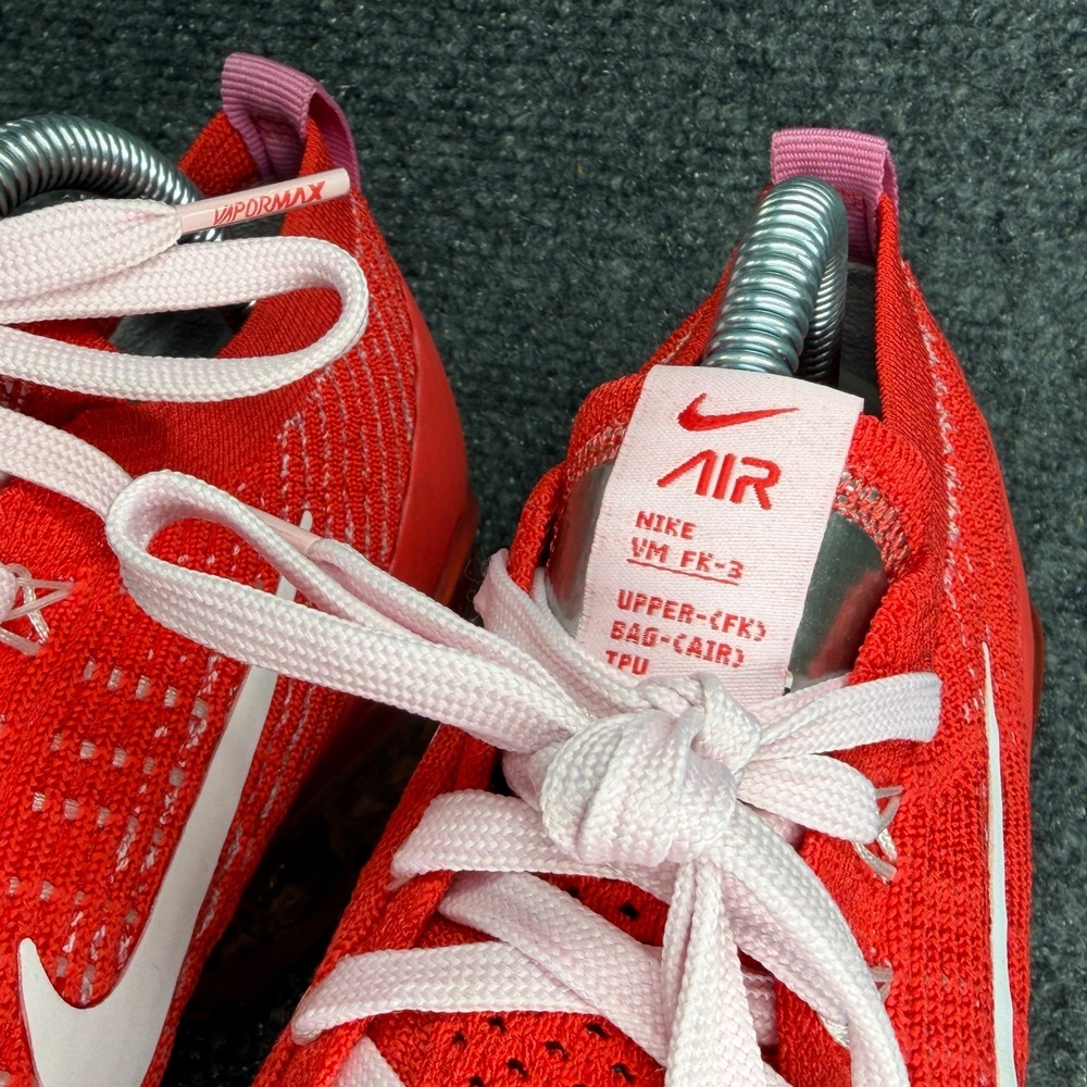 Nike Air VaporMax Flyknit 3 Running Shoes Women's 9.5‎ Track Red Magic Flamingo - Picture 4 of 13